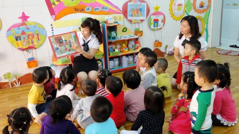 Một trong những điểm nghẽn lớn nhất là mức thu nhập của giáo viên mầm non