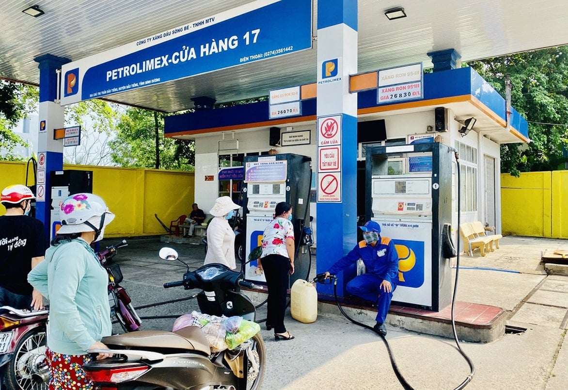 Giá xăng dầu ngày 14/5/2025: Đồng loạt giảm nhẹ