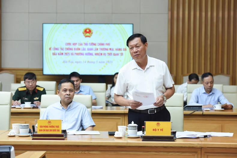 [Ảnh] Thủ tướng Phạm Minh Chính chủ trì hội nghị về công tác chống buôn lậu, gian lận thương mại, hàng giả ảnh 7