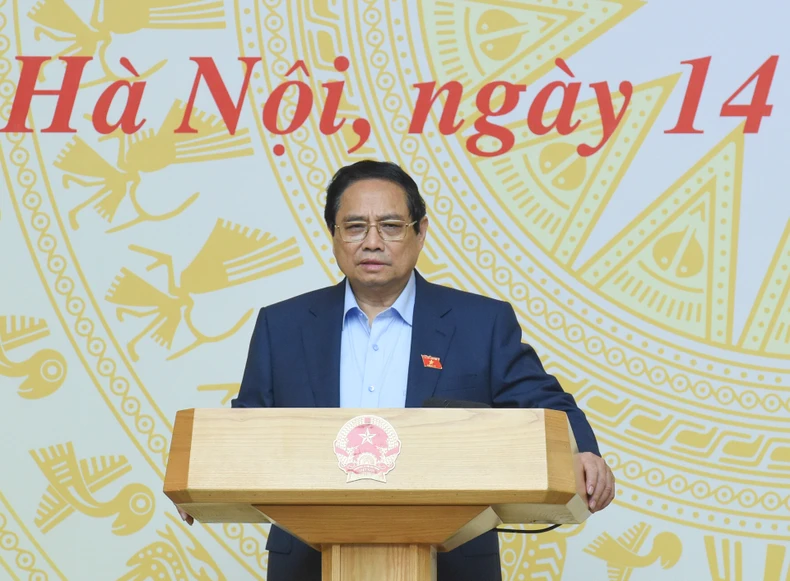 [Ảnh] Thủ tướng Phạm Minh Chính chủ trì hội nghị về công tác chống buôn lậu, gian lận thương mại, hàng giả ảnh 1