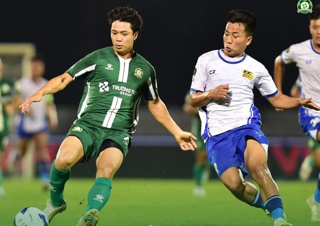 Công Phượng và CLB Bình Phước có thể áp sát V-League ngay vòng 19, tại sao?- Ảnh 1.
