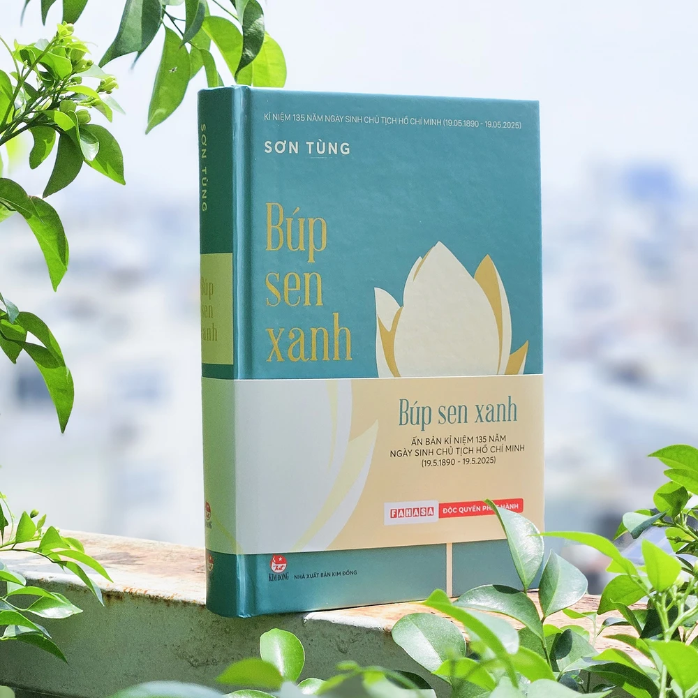 Bup Sen Xanh.jpg