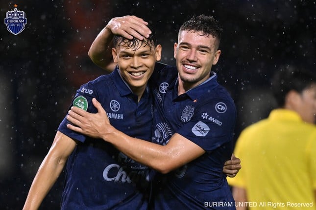 Trực tiếp CAHN vs Buriram 0-0 (H1): Quang Hải dứt điểm không thành ảnh 3