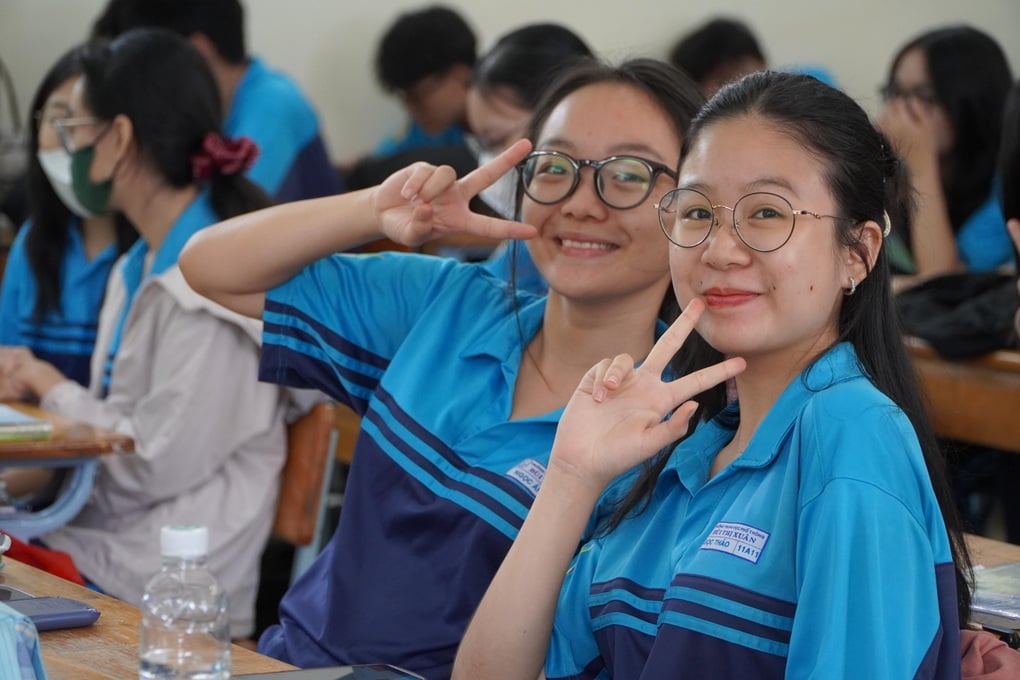 Những trường THPT ở TPHCM dễ trúng tuyển nhất năm 2025 - 1