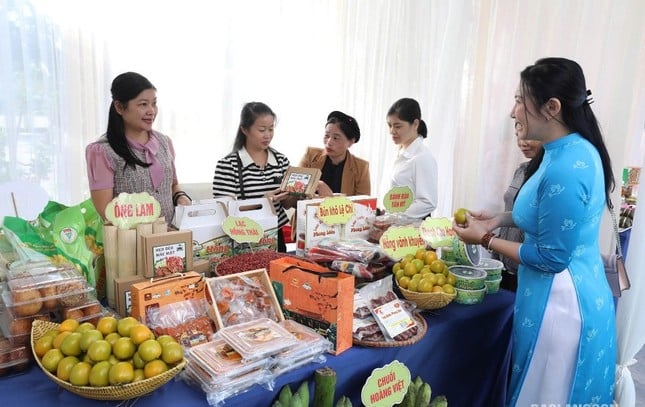 Khởi nghiệp từ đặc sản địa phương, chìa khóa thoát nghèo của phụ nữ xứ Lạng ảnh 3