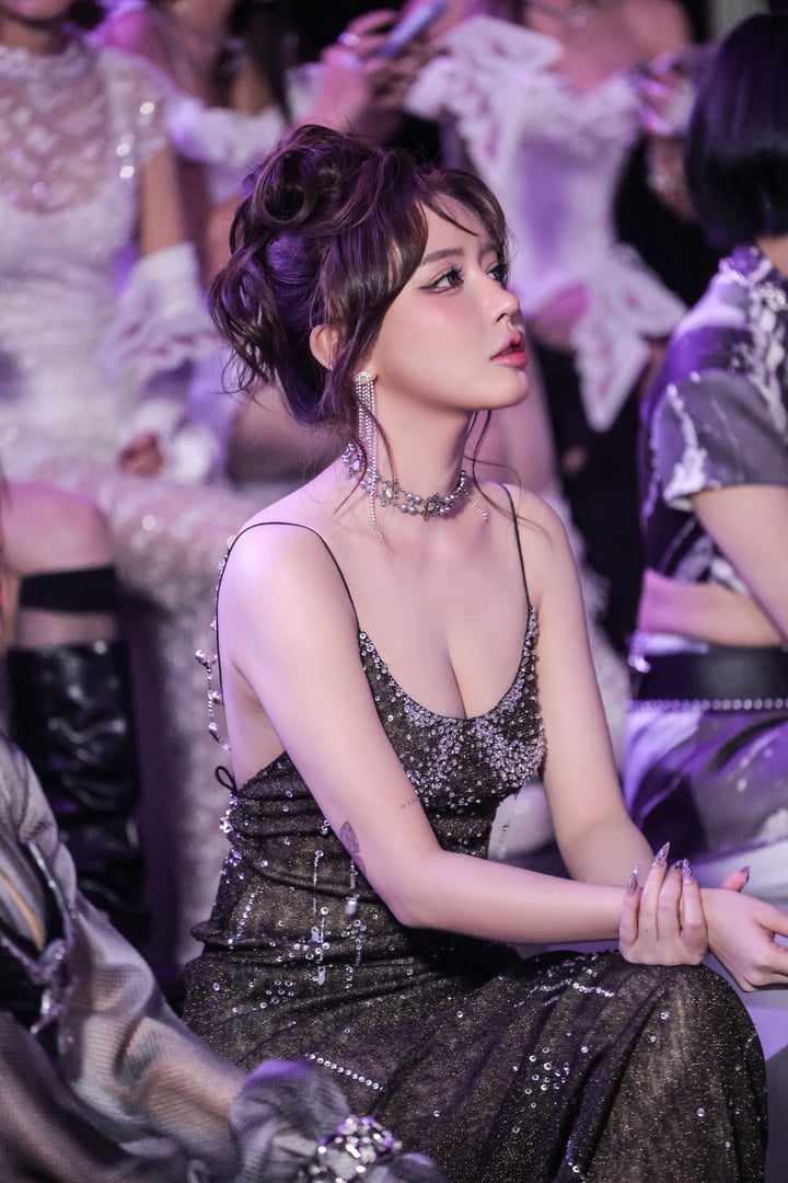 Bích Phương từng lo lắng trước khi tham gia chương trình vì tuổi tác.
