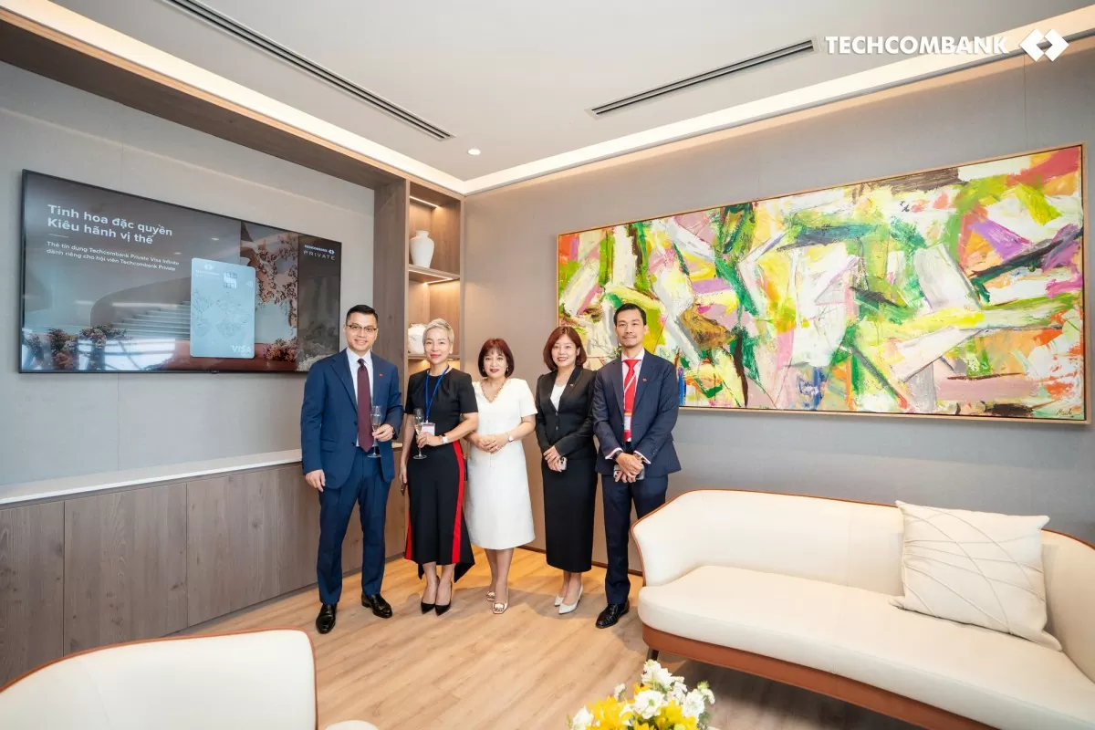 Khai trương phòng chờ Techcombank Private Lounge