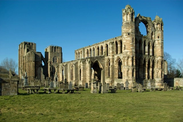 elgin-cathedral.webp