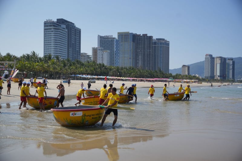 ពិធីបុណ្យរីករាយ Da Nang ឆ្នាំ 2025 បានទាក់ទាញភ្ញៀវទេសចរជាមួយនឹងសកម្មភាពវប្បធម៌ និងកីឡាប្លែកៗជាច្រើន -1