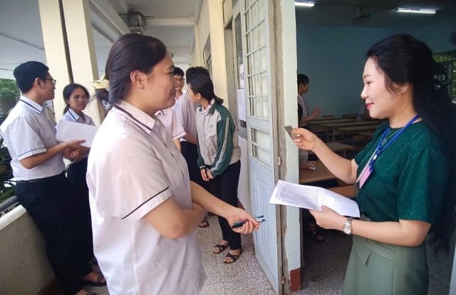Công an cảnh báo bẫy lừa đảo qua mạng trong mùa thi tốt nghiệp THPT - Ảnh 1.
