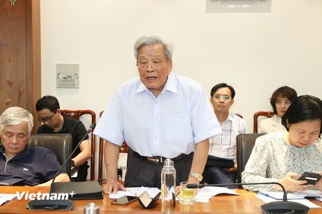 Sửa đổi, bổ sung Hiến pháp năm 2013: Xây dựng MTTQ Việt Nam gần dân hơn
