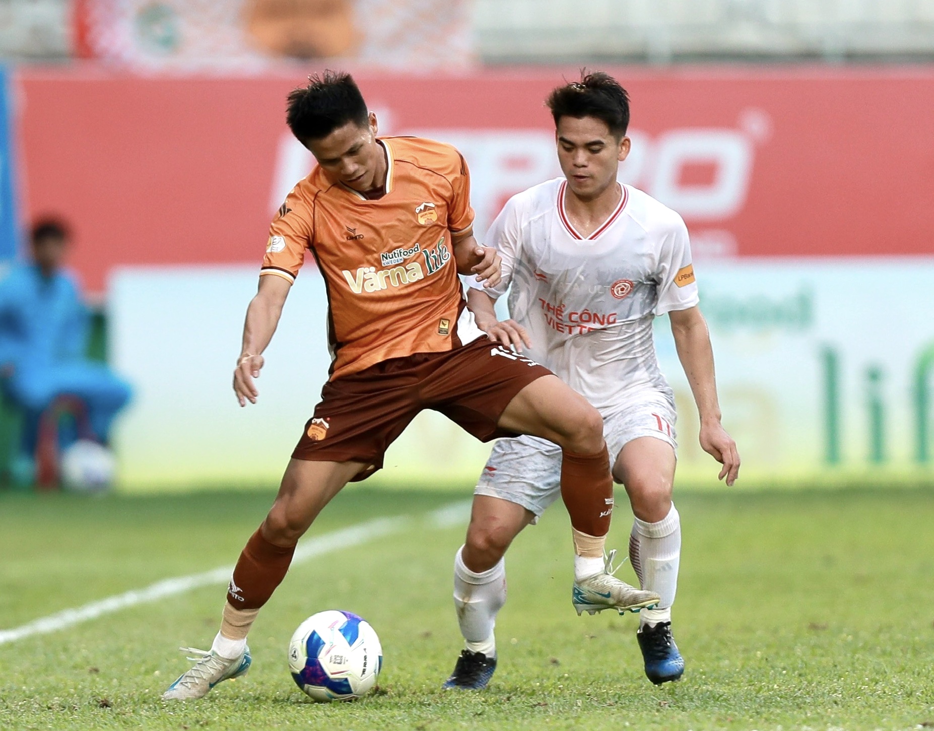 Thua đáng tiếc HAGL: Thể Công Viettel và HLV Popov vẫn thách thức cả V-League mùa tới- Ảnh 2.