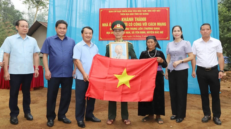 Hà Giang hoàn thành xóa 80 nhà tạm cho người có công ảnh 2