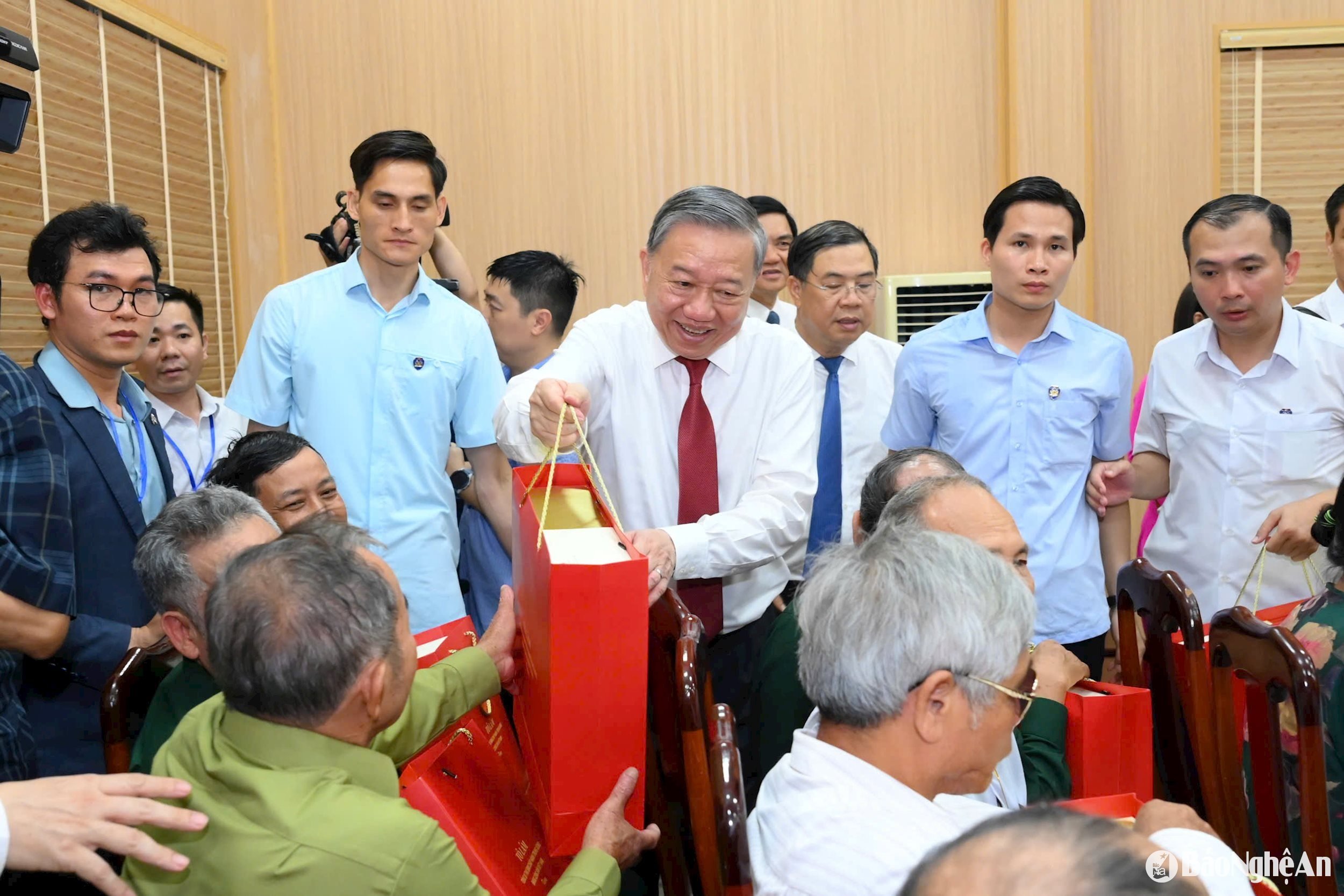 tong-bi-thu-to-lam 3