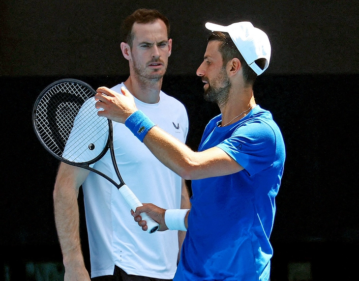 Djokovic - Murray: Từ kỳ phùng địch thủ đến tình thầy trò chóng vánh - Ảnh 1.