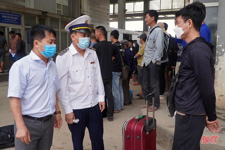 bqbht_br_giam-sat-nguoi-dan-nhap-canh.jpg