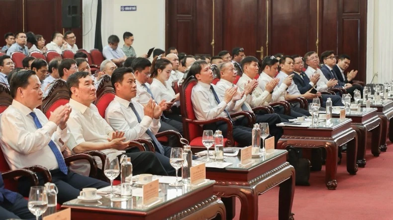 Đại học Quốc gia Hà Nội kiến tạo hệ sinh thái nghiên cứu, đào tạo và chuyển giao công nghệ ảnh 1