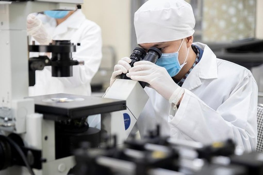 Năm 2024 ĐH Quốc gia Hà Nội công bố hơn 2.000 bài báo quốc tế, tăng 17% - 1