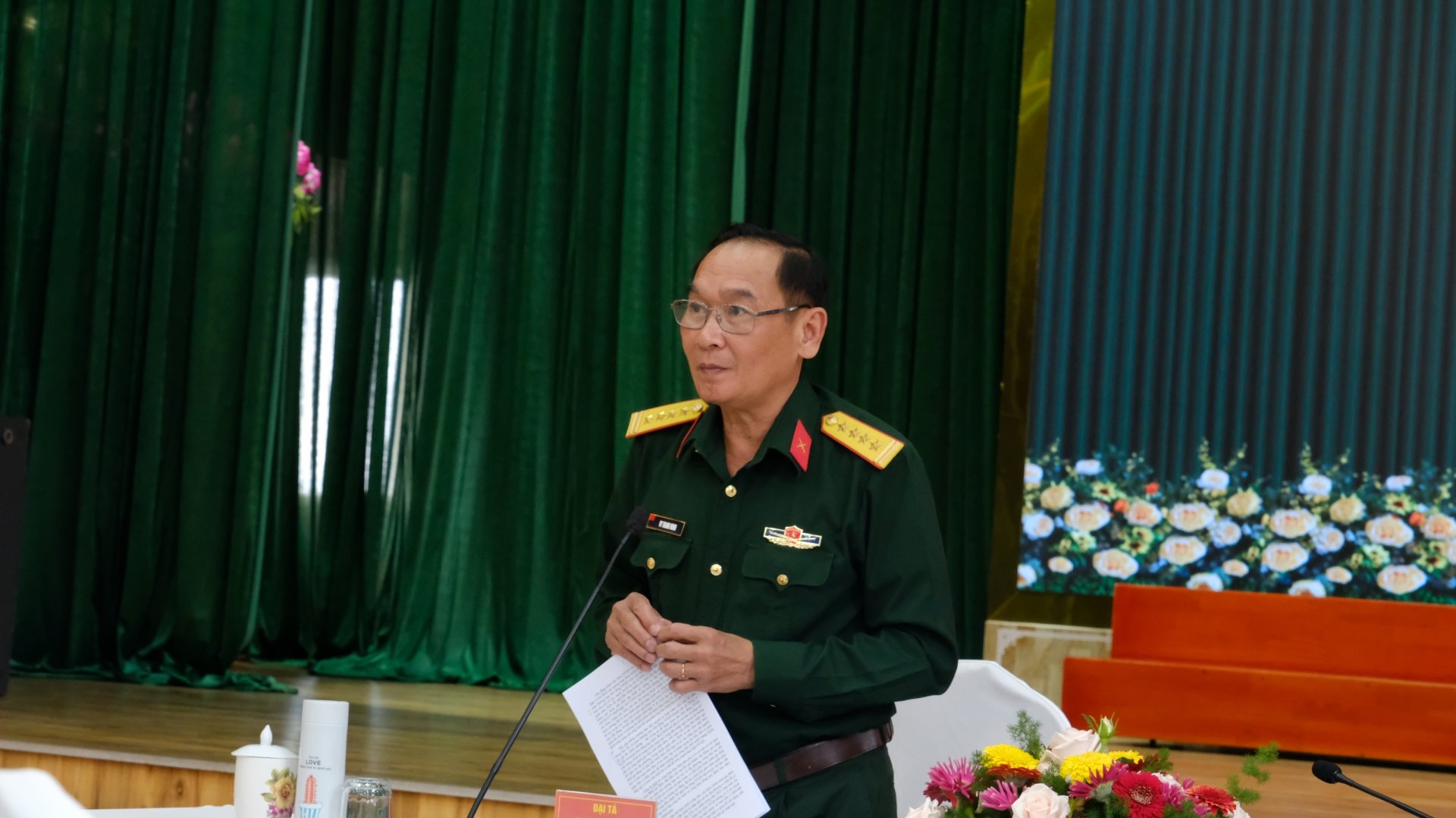 
Đại tá Vy Thanh Minh – Phó Chỉ huy trưởng, Tham mưu trưởng Bộ CHQS tỉnh phát biểu