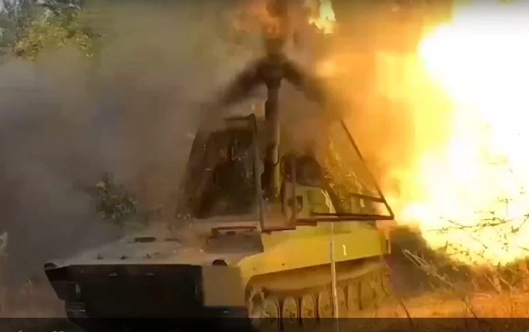 tr7-anh-bqp-nga.png