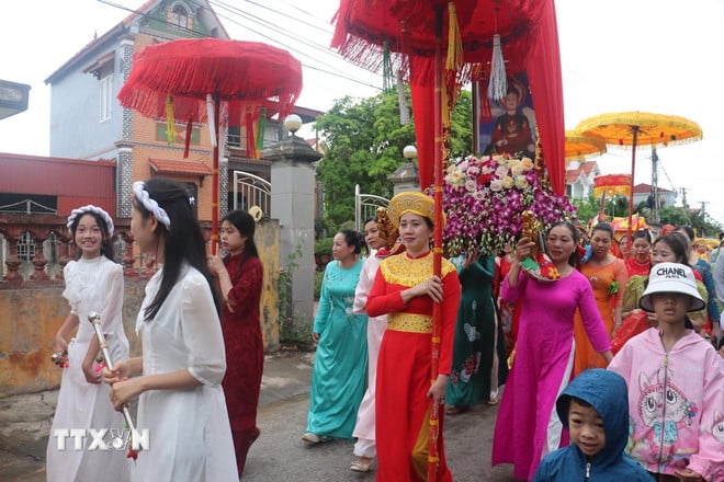 ttxvn-1105-nghe-lam-muoi-thai-binh.jpg
