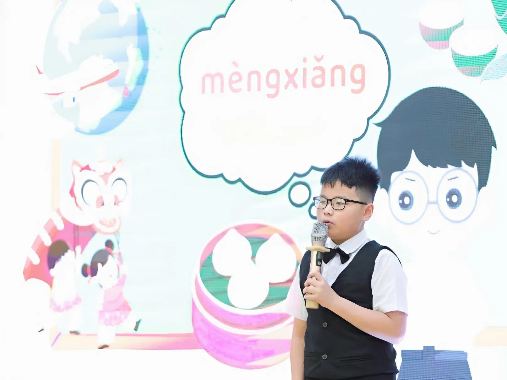 khai_tham_gia_cuoc_thi_tim_kiem_tai_nang_nhi.jpg