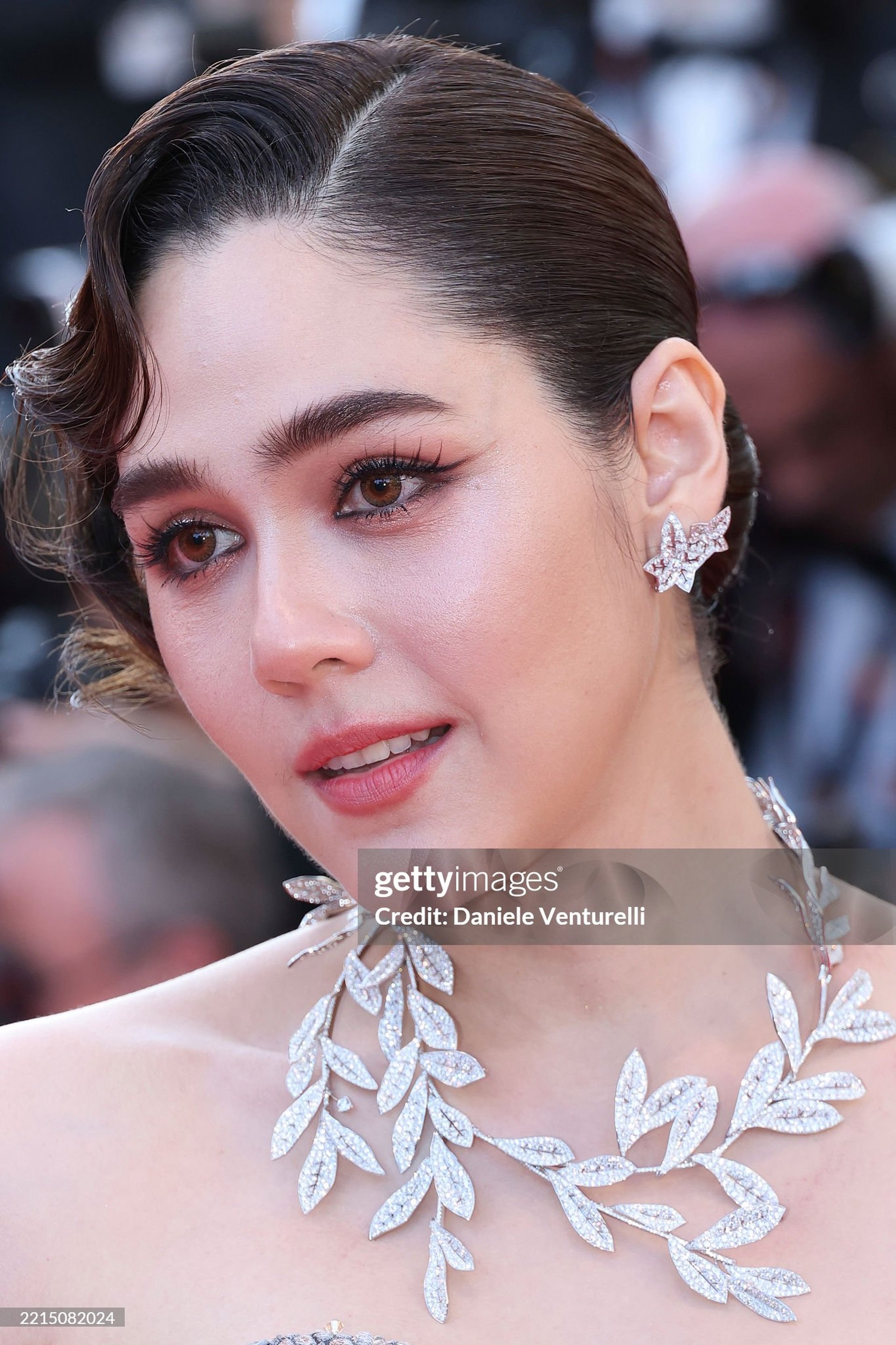Thảm đỏ Cannes 2025: Tom Cruise phong độ và điển trai giữa dàn mỹ nhân - 7