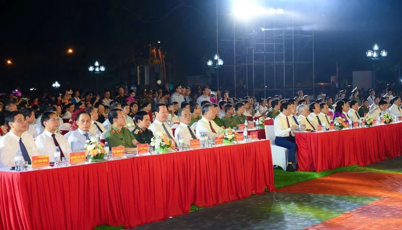 Tổng Bí thư Tô Lâm dự khai mạc Lễ hội Làng Sen 2025 ảnh 1