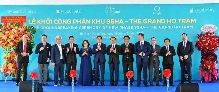Hồ Tràm - Ảnh 1.