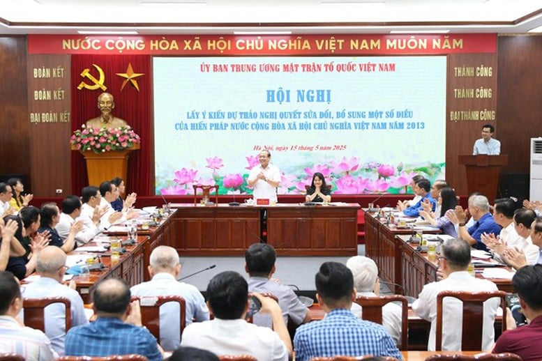 MTTQ Việt Nam lấy ý kiến tham gia sửa đổi Hiến pháp- Ảnh 1.