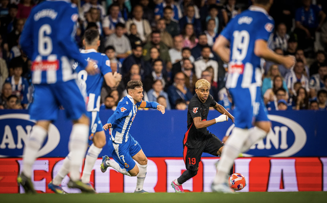 Lamine Yamal lập siêu phẩm, Barcelona vô địch sớm La Liga- Ảnh 4.