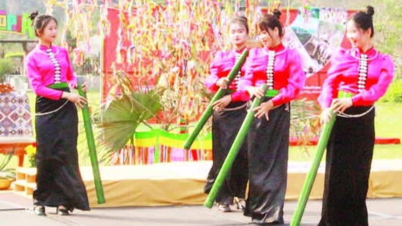 Lễ hội Cầu mưa của người Thái trắng ảnh 4
