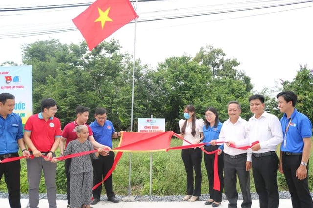 Khánh thành đường cờ Tổ quốc- Ảnh 1.