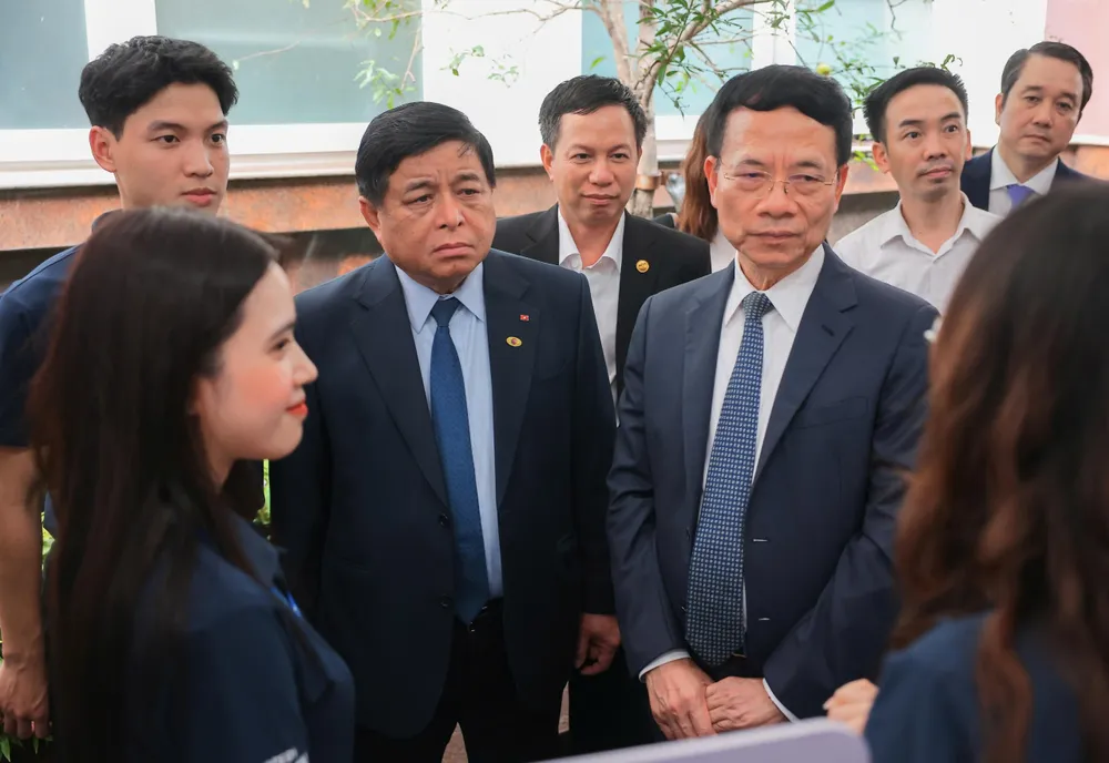 Ngay KHCN 7.jpg