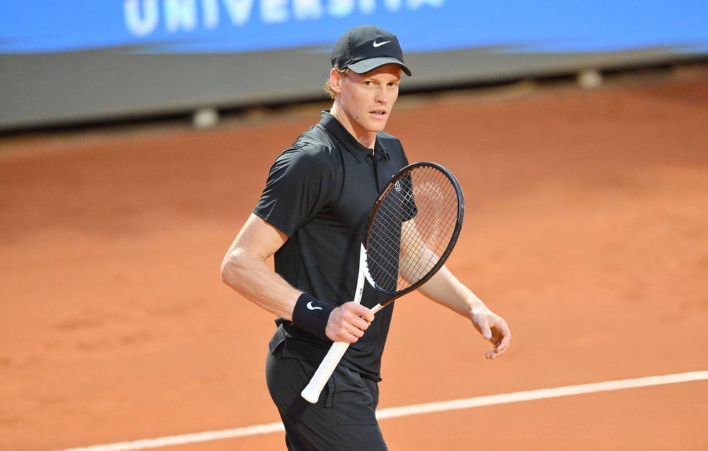 Sinner thăng hoa rực rỡ, tiến vào bán kết Italian Open - 1