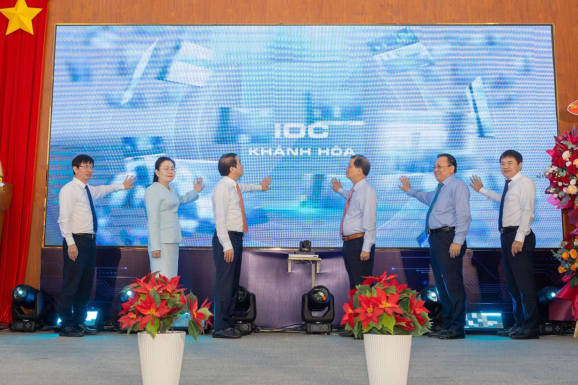 Khanh Hoa ดำเนินการ IOC โดยมี FPT เป็นพันธมิตรด้านเทคโนโลยี