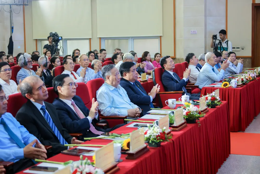 Ngay KHCN 6.jpg