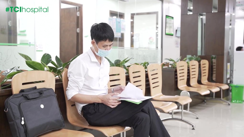 Cứu hai quả thận khỏi bờ vực suy thận từ biến chứng giãn nặng - 4
