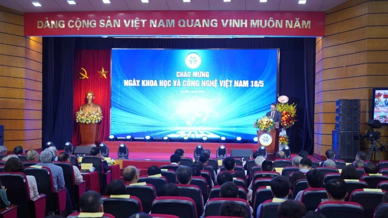 Phát triển khoa học là nền tảng để xây dựng Việt Nam thịnh vượng ảnh 2