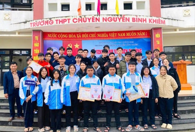 Hai chàng trai 'vàng' của người mẹ nghèo xứ Quảng  ảnh 1