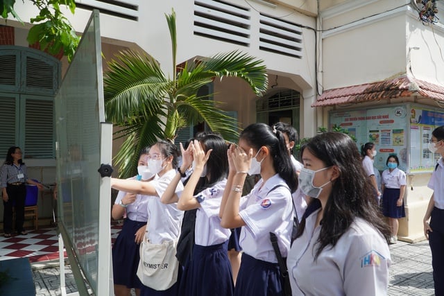 Cảnh báo khẩn của Sở GD-ĐT TP HCM liên quan đến kỳ tuyển sinh đầu cấp - Ảnh 1.