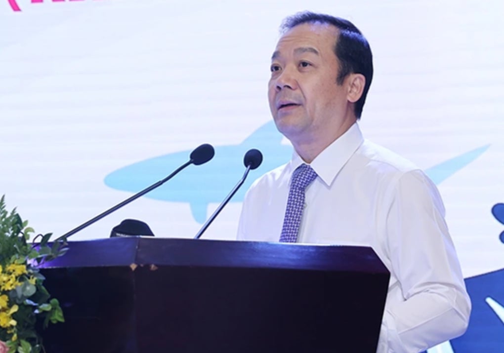 다낭의 뛰어난 역사 학생이 2025년 UPU 국제 편지쓰기 대회에서 1등을 차지했습니다.