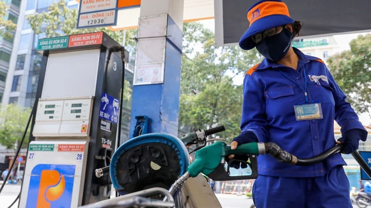 Giá xăng dầu hôm nay 16/5: Tăng nhẹ đầu phiên