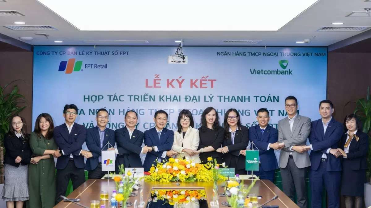 FPT Retail hợp tác cùng Vietcombank triển khai mô hình đại lý thanh toán