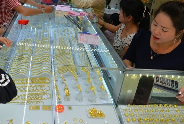 Giá vàng hôm nay, 16-5: Bật tăng mạnh mẽ- Ảnh 1.
