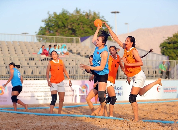ក្រុមកីឡាបាល់ទះឆ្នេរខ្សាច់នារីវៀតណាមឈ្នះជើងឯកអាស៊ី