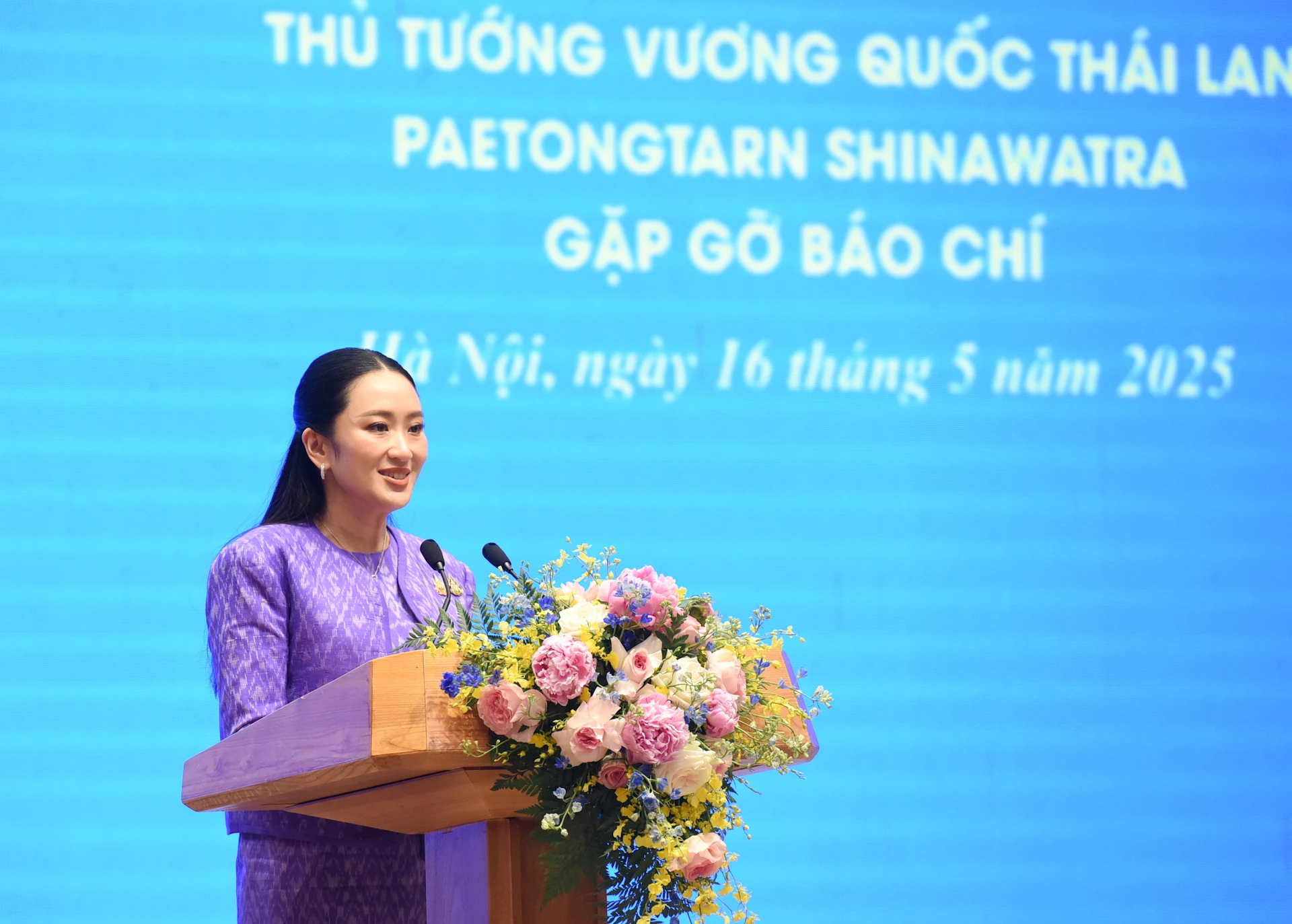 [Ảnh] Hai Thủ tướng Việt Nam và Thái Lan chứng kiến Lễ ký kết hợp tác và trao đổi văn kiện ảnh 7