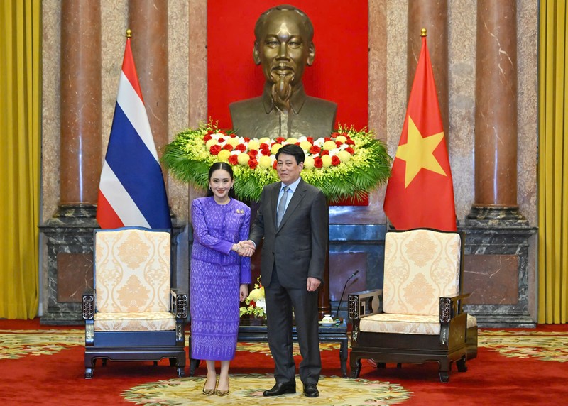ប្រធានាធិបតី Luong Cuong ទទួលជួបនាយករដ្ឋមន្ត្រីថៃ Paetongtarn Shinawatra