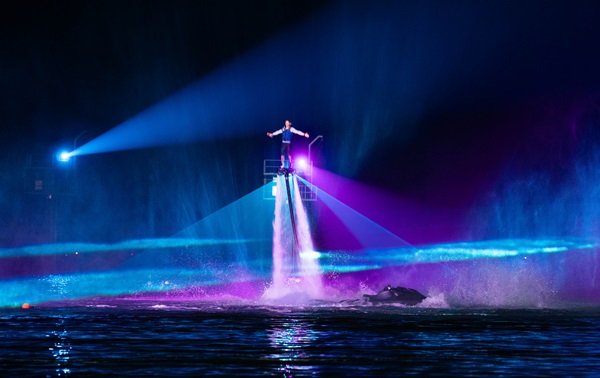 ទស្សនាការបាញ់កាំជ្រួច Jetski ជាមួយនឹងក្រុមដ៏ធំបំផុតរបស់ពិភពលោកនៅ Cat Ba ជាមួយនឹងការបញ្ចុះតម្លៃរហូតដល់ 45%