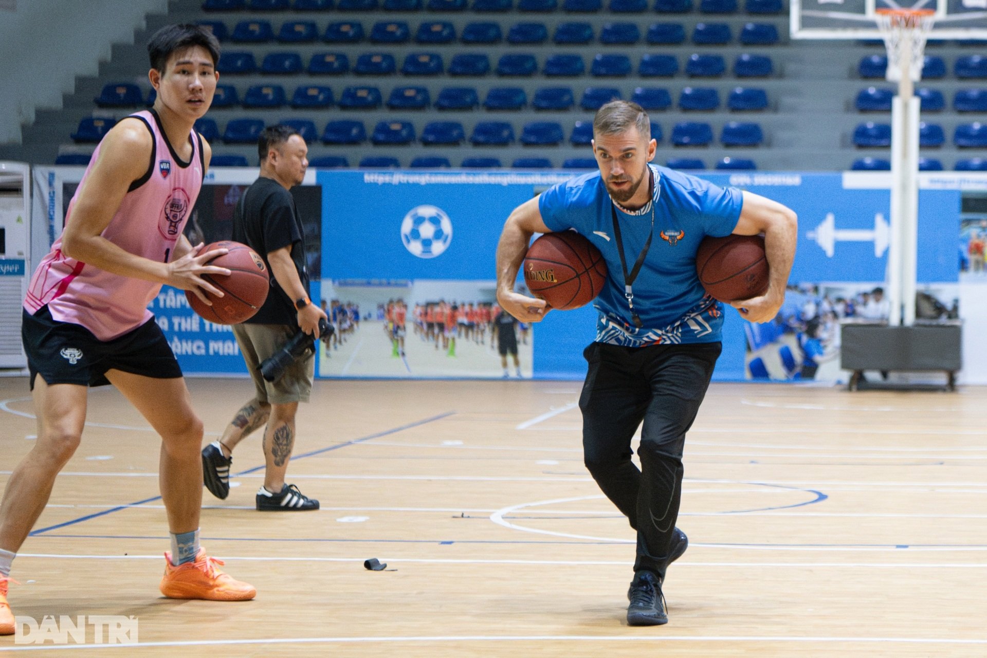 Những quân bài ngoại giúp Hanoi Buffaloes nuôi mộng vô địch VBA - 4